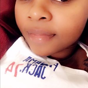 Meet your Posher, Tanisia